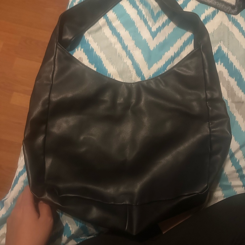 Elegant Black Women's Bag